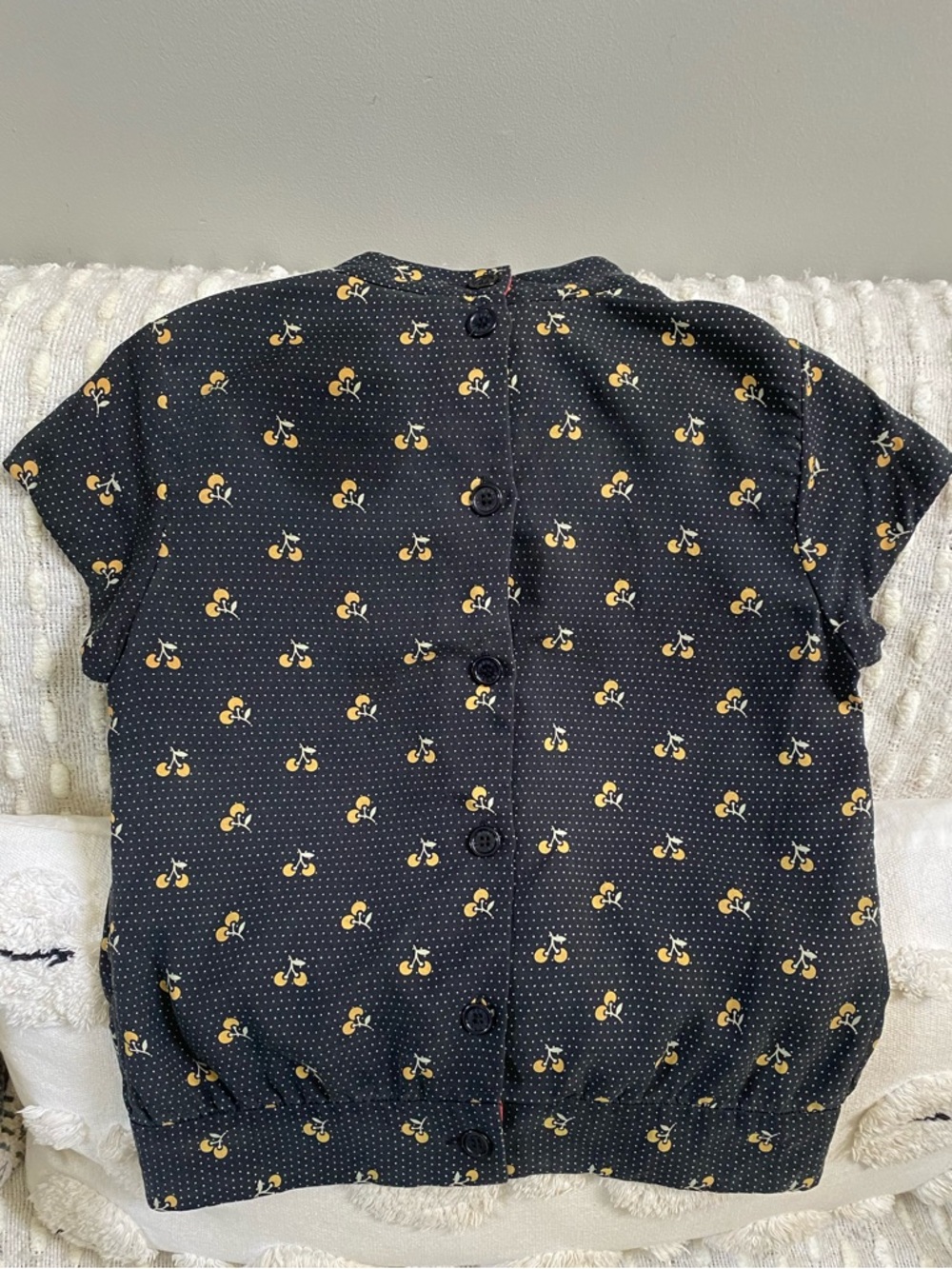 {Marc Jacobs} Silk Cherry Blouse - Picture 2 of 11